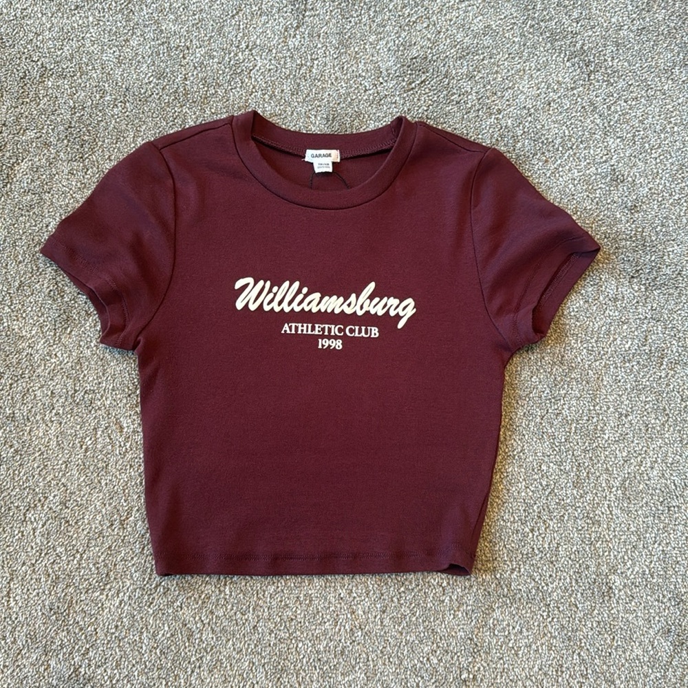 Soft, stretchy, well fitting material.